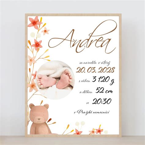 Ukázka minimalistické a umělecké tabulky narození