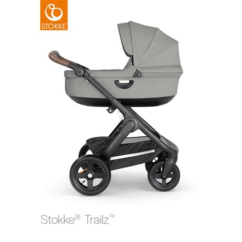 Ilustrační foto kočárku Stokke Trailz s hlubokou korbou