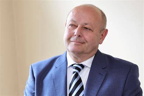 Schéma spolupráce soudu a znalce v rodinných sporech