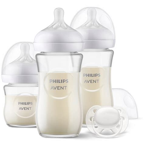 fotografie lahve Philips AVENT s detailním pohledem na dudlík a stupnici