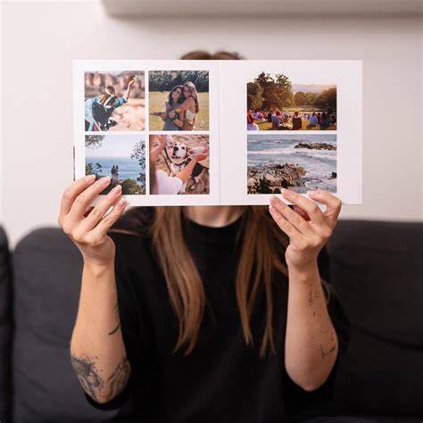 Fotokniha s malými fotkami a textovými bloky