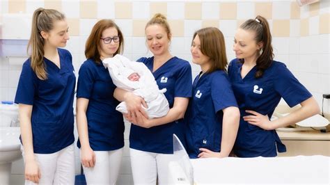ukázka různých produktů pro péči o matku a dítě