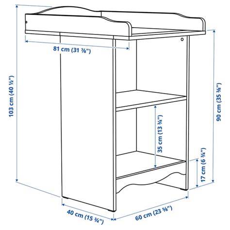 Infografika: Ideální rozměry přebalovacího pultu a jejich vliv na ergonomii