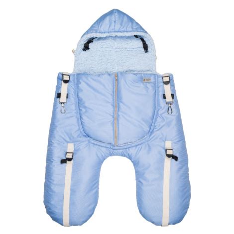 detail voděodolné přikrývky na nosítko s reflexním prvkem