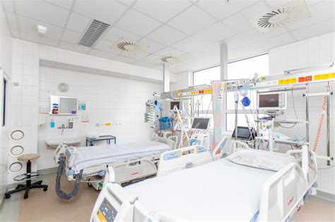 Fotografie moderního vybavení neonatologického oddělení