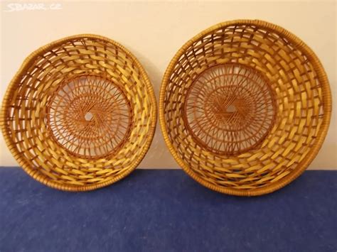 infografika s rozměry a typy proutěných košíků