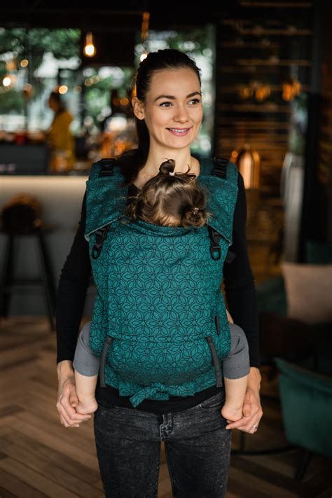 Ukázka uživatelek a variací nosítka Be Lenka NEO