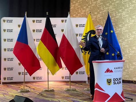 Černobílé snímky z Šumavy a spolupráce českých a německých autorů