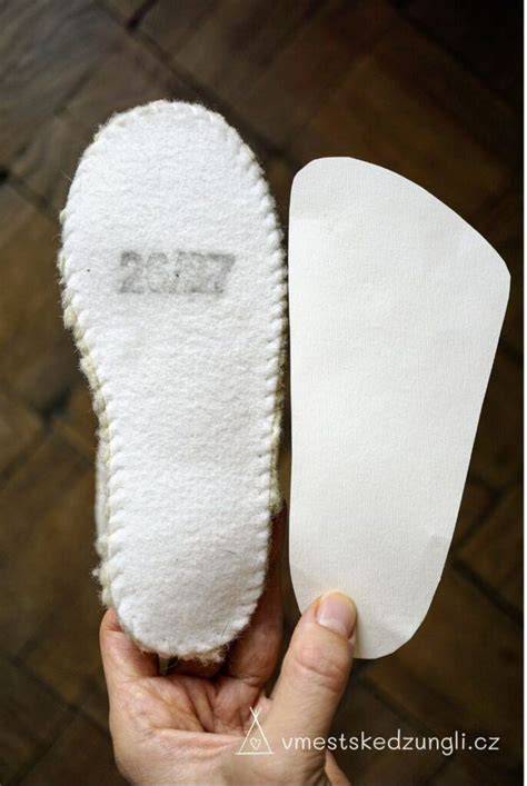Výběr značek prvních botiček a capáčků