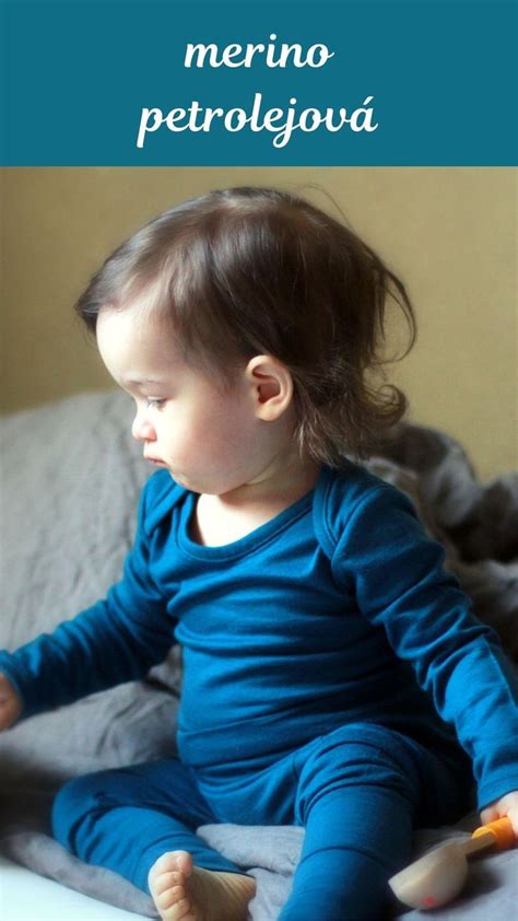 Ukázka zimních merino rukaviček pro miminka