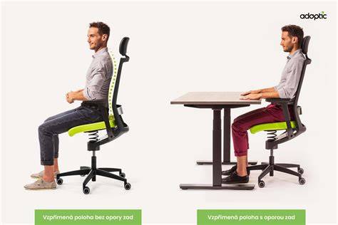 Diagrama: Správná poloha kyčlí a páteře v ergonomickém nosítku