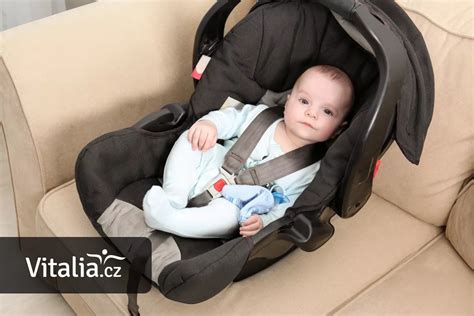 zavinovačka v autosedačce - schéma upnutí pásů