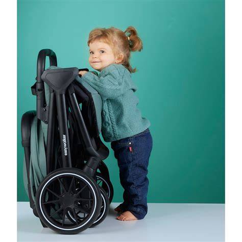 Infografika: Skládání Easywalker a hlavní modely Rockey, Jackey, MileyGo