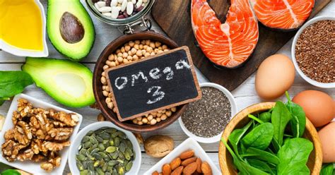 Schéma složení slunečnicového oleje s důrazem na mastné kyseliny a vitamín E