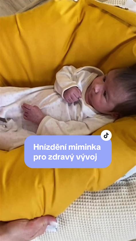 Ilustrativní schéma uspořádání hnízda a peřinky pro miminko