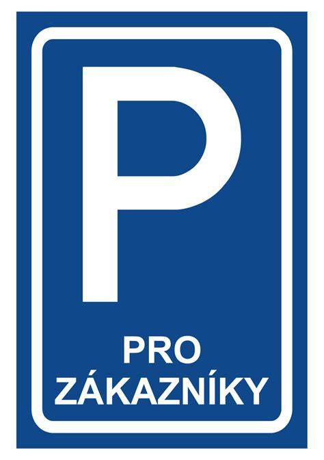 Parkovací plochy přímo u prodejny a přístupné parkování pro zákazníky