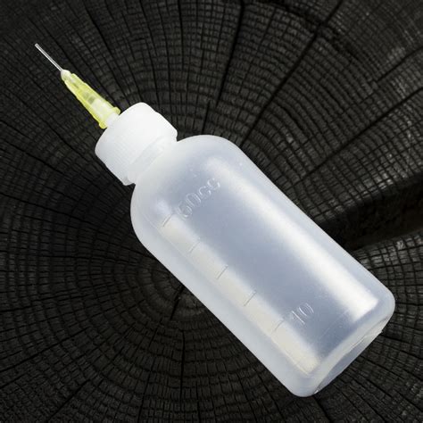 lahvička s pumpičkovým nosním aplikátorem