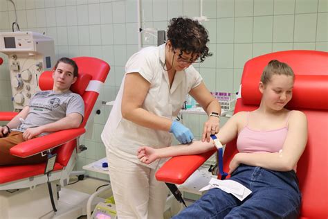 schéma průběhu OGTT testu s odběry krve po podání glukózy