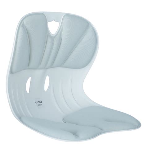 ergonomické polstrování a sklopená zádová opěrka pro novorozence