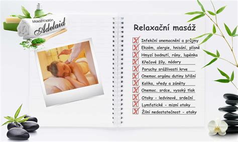 Detailní záběr na relaxační těhotenskou masáž s polštáři pro podporu.