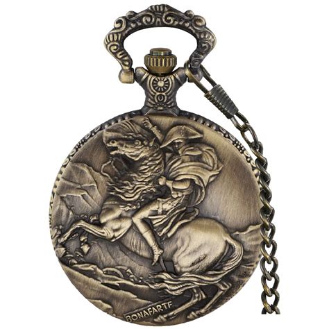 Detailní záběr na korálky a komponenty řetízku na kočárek s důrazem na bezpečnostní prvky