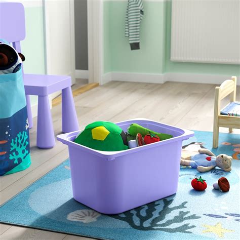 Schéma přebalovacího stolu IKEA s vyznačenými úložnými prostory a rozměry.