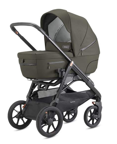 Detail sportovní verze kočárku Inglesina Aptica XT s prodlouženou stříškou